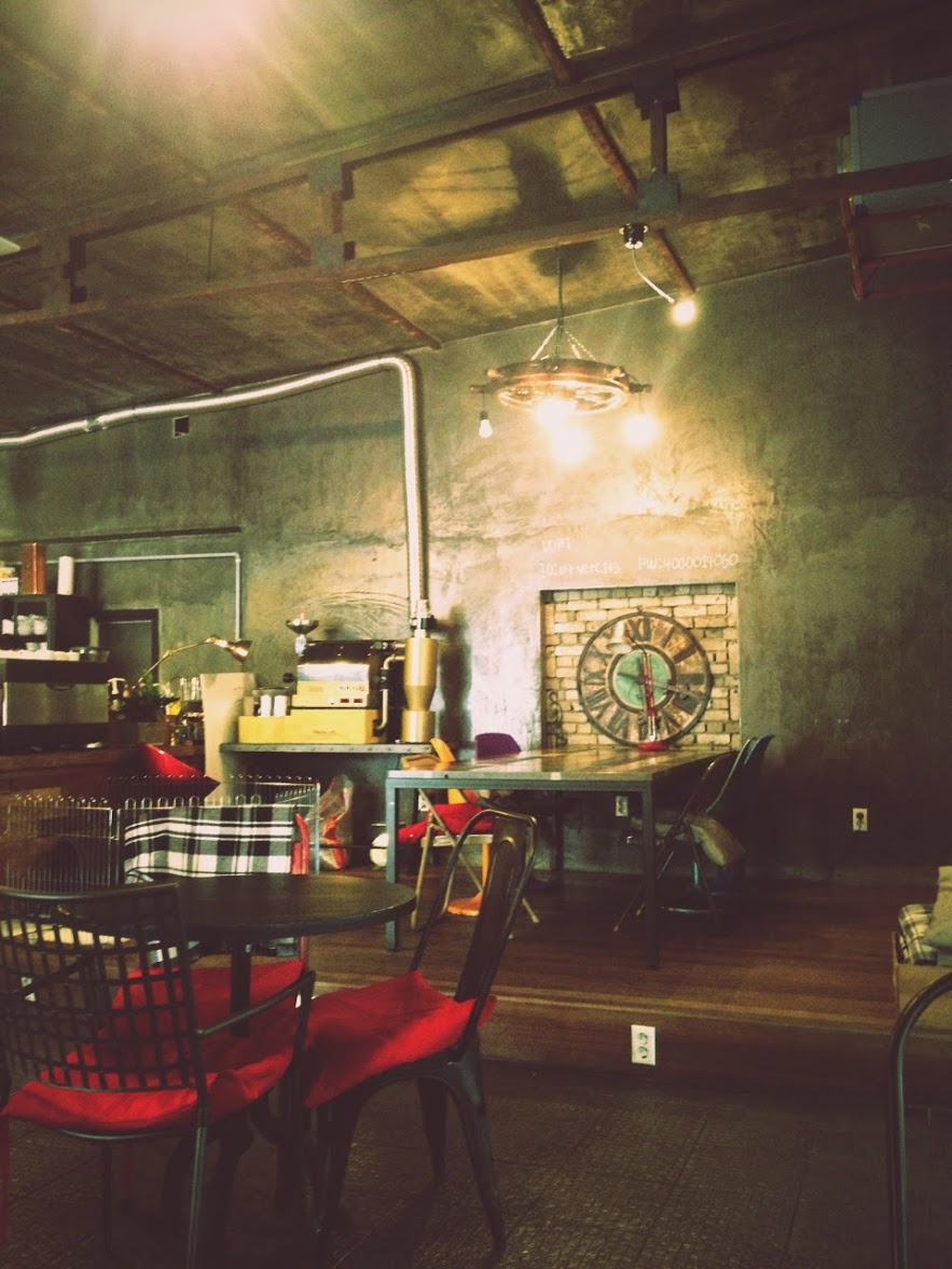 동화같은 작은 커피하우스 at 홍대