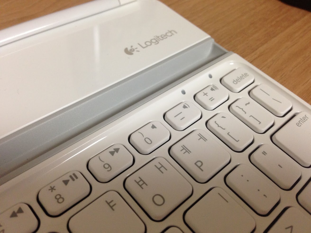 iPad mini용 Logitech Ultrathin Keyboard Cover Mini