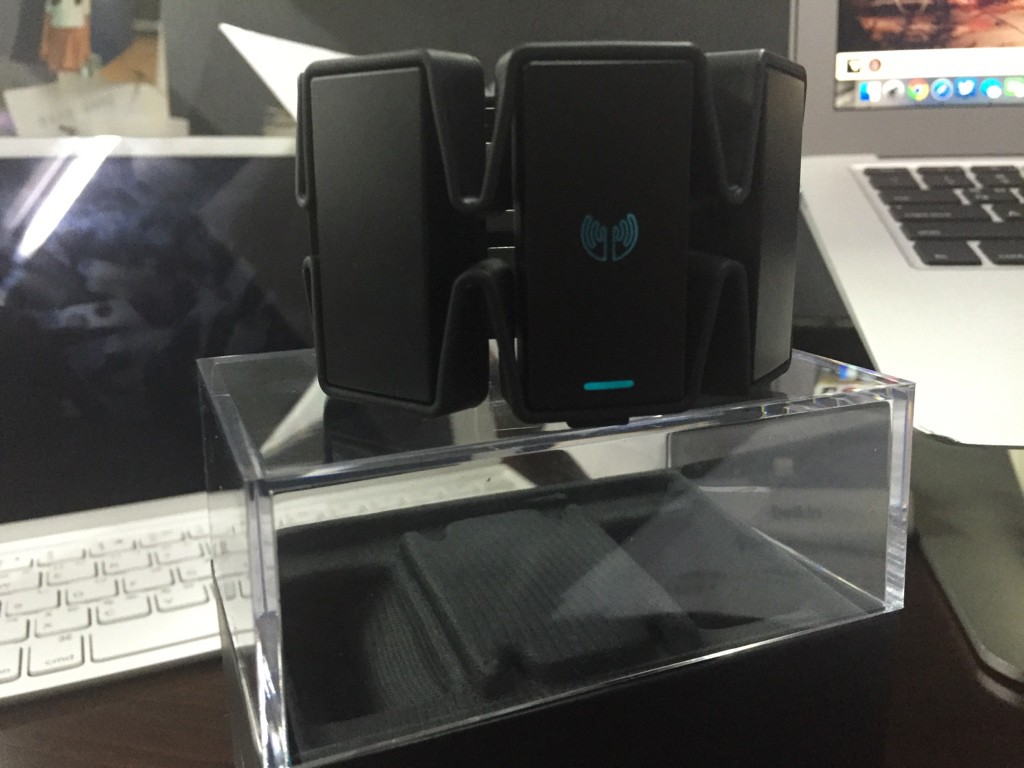 MYO ; Gesture Control Armband 개봉기